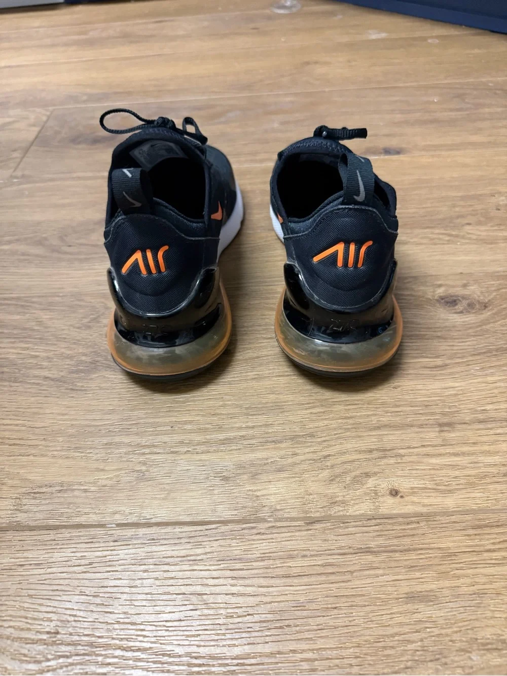 Nike Air Max 270
